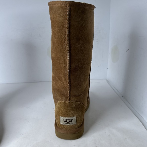 UGG Australia Women's Classic Tall Chestnut 5229 Sheepskin Shearling Boots Sz 6 - Picture 4 of 13